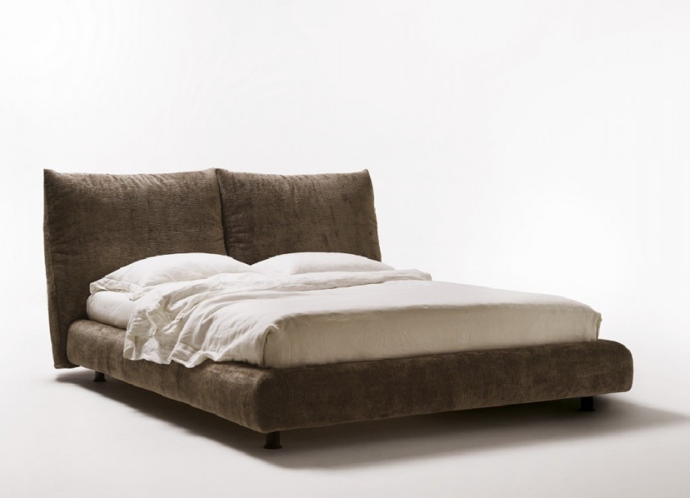 Кровать Edra Maronese. Bed stand